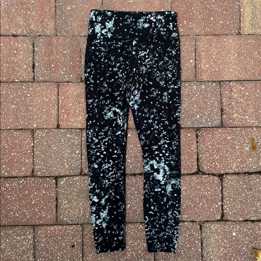 Worn once - LULULEMON Fast & Free 7/8 Tight *Nulux 25" in Pixel Haze Multi Black - Picture 9 of 12